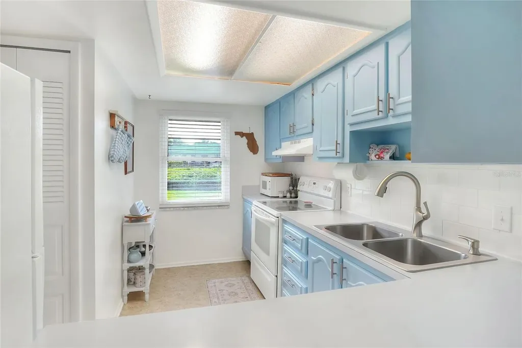333 Lake Howard Drive NW Winter Haven FL 33880