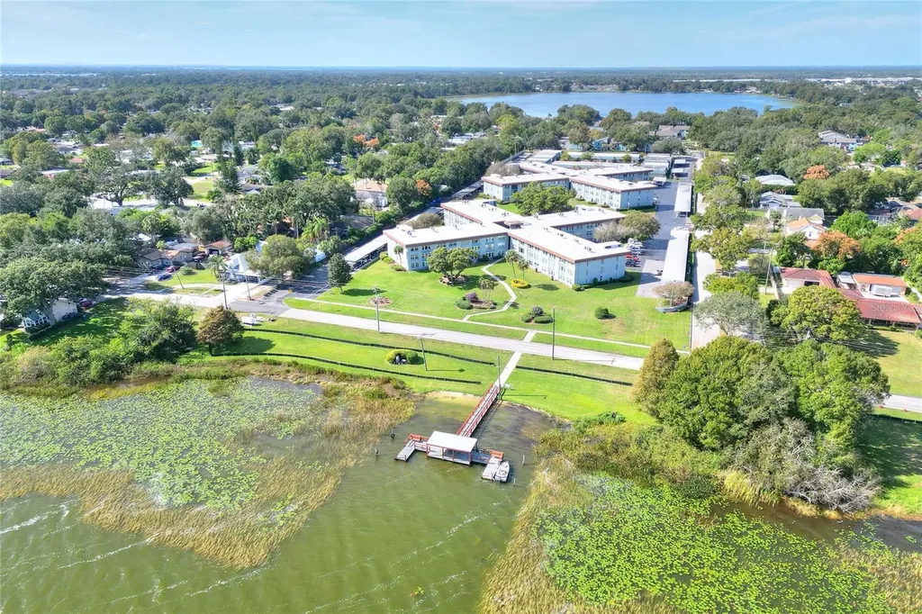 333 Lake Howard Drive NW Winter Haven FL 33880