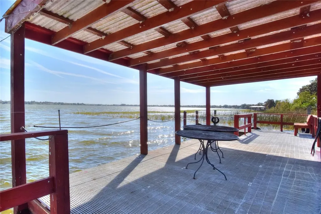 333 Lake Howard Drive NW Winter Haven FL 33880