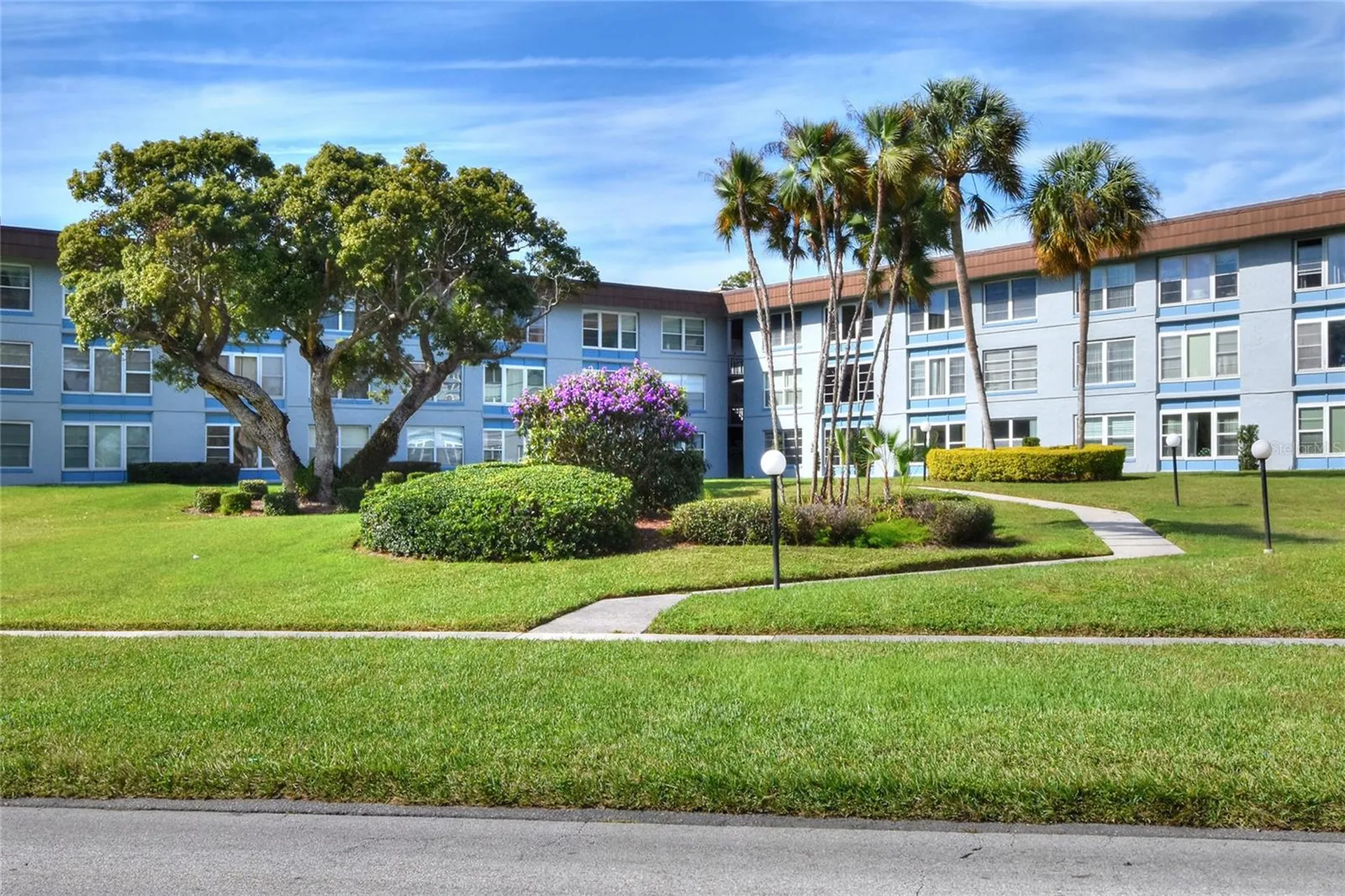 333 Lake Howard Drive NW Winter Haven FL 33880