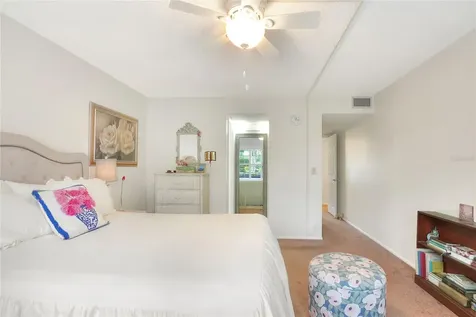 333 Lake Howard Drive NW Winter Haven FL 33880