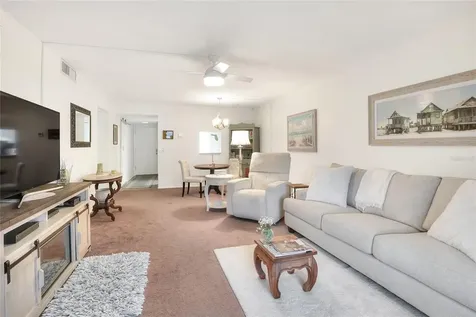 333 Lake Howard Drive NW Winter Haven FL 33880