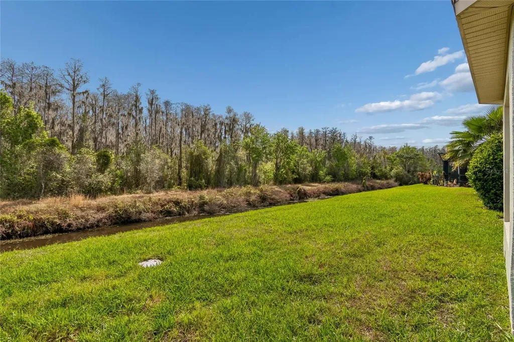 516 Grand Canal Drive Poinciana FL 34759