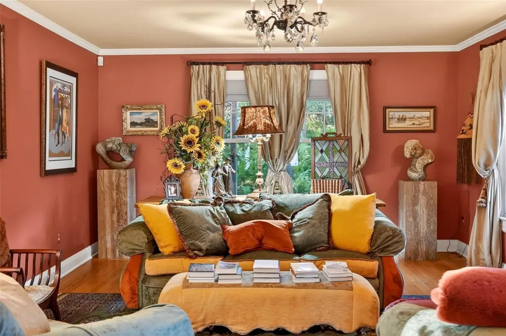 976 Fairview Avenue Mount Dora FL 32757
