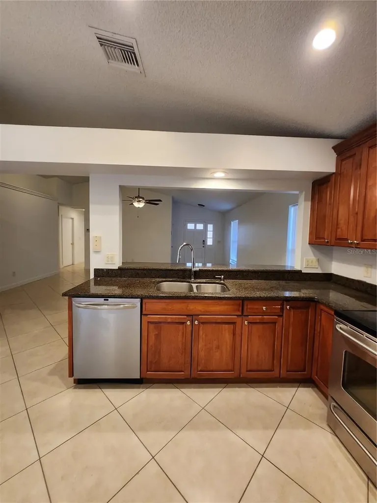 10102 Cedar Dune Drive Tampa FL 33624