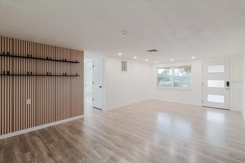 2704 Lawn Place Holiday FL 34691