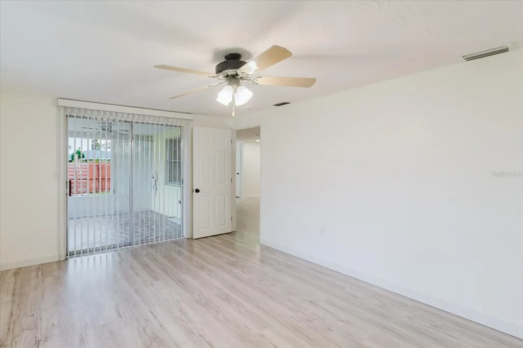 2704 Lawn Place Holiday FL 34691