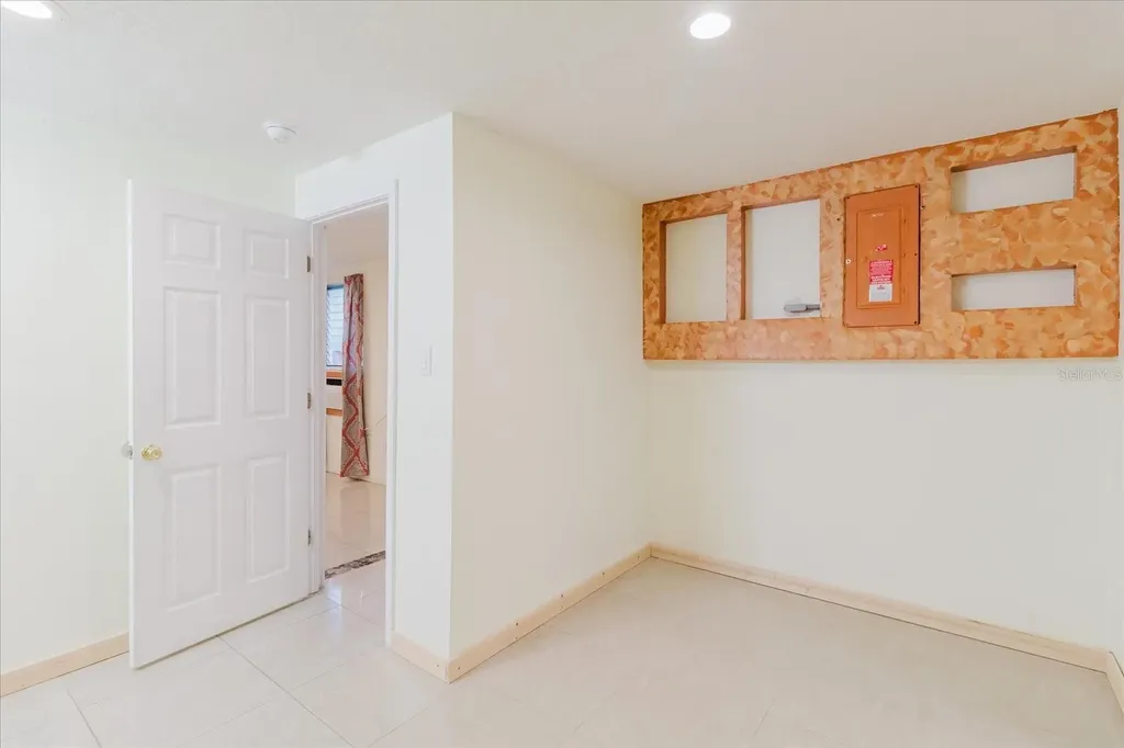 2704 Lawn Place Holiday FL 34691