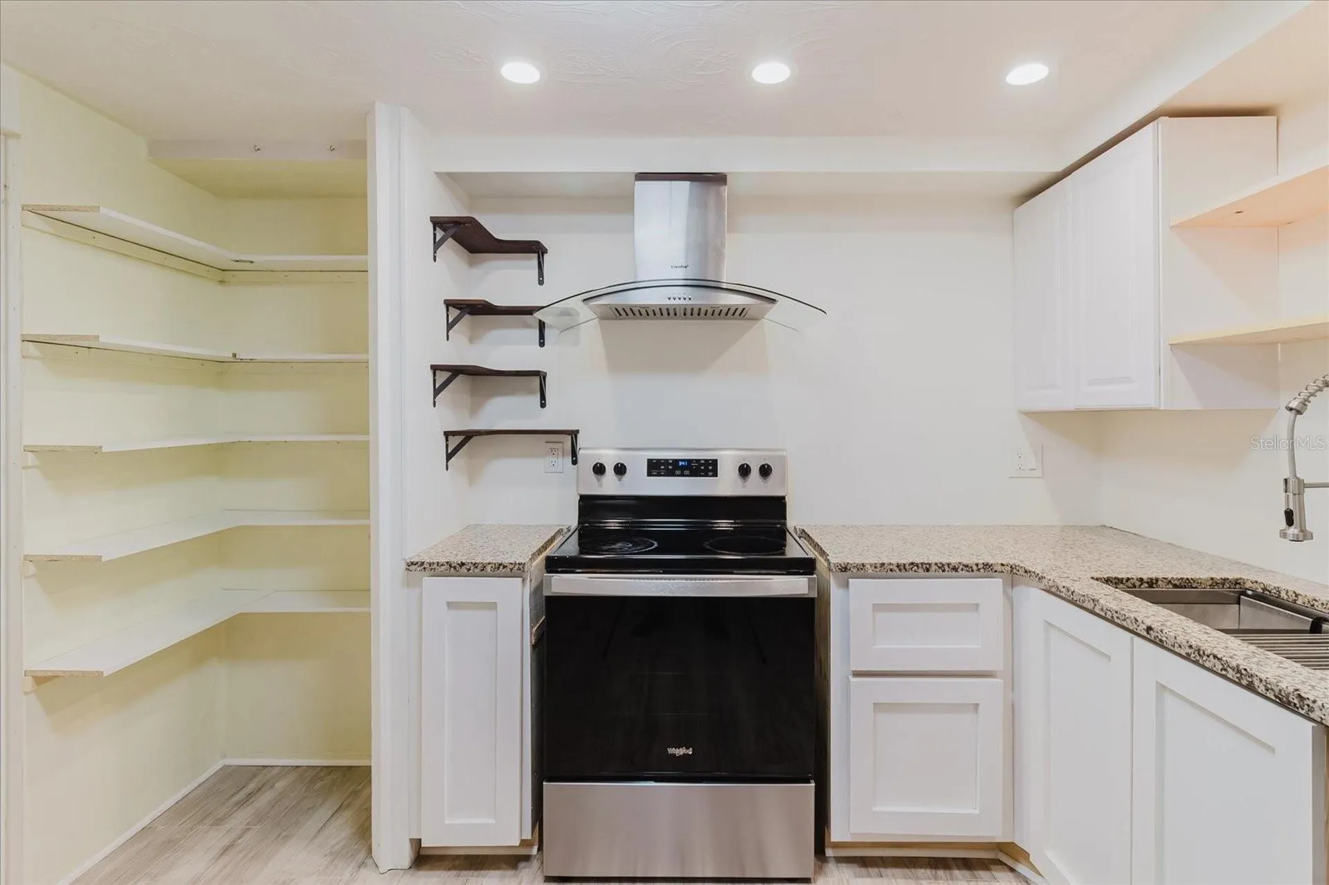 2704 Lawn Place Holiday FL 34691