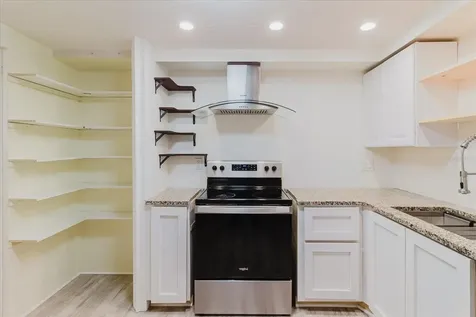 2704 Lawn Place Holiday FL 34691