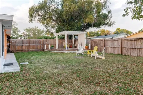 2704 Lawn Place Holiday FL 34691
