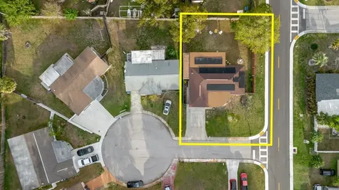2704 Lawn Place Holiday FL 34691