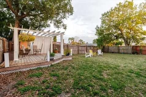 2704 Lawn Place Holiday FL 34691