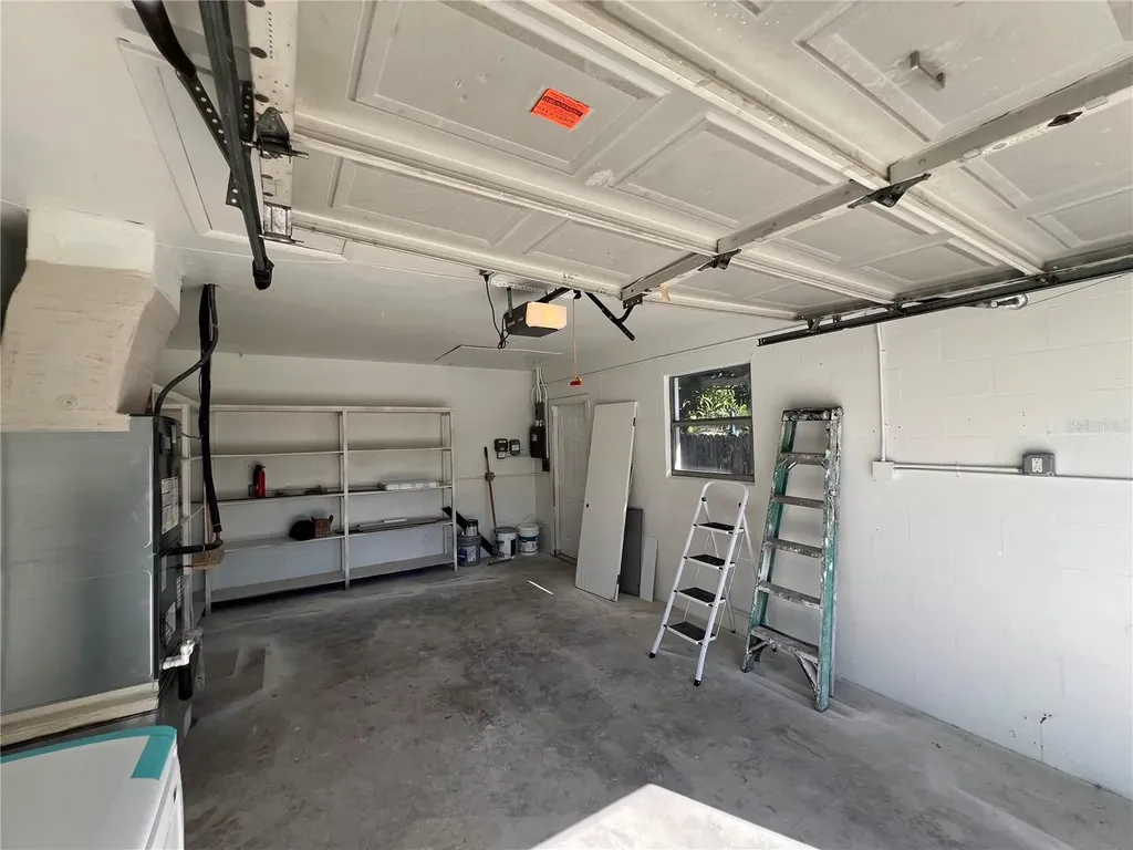 2502 Tropical Shores Drive SE St Petersburg FL 33705