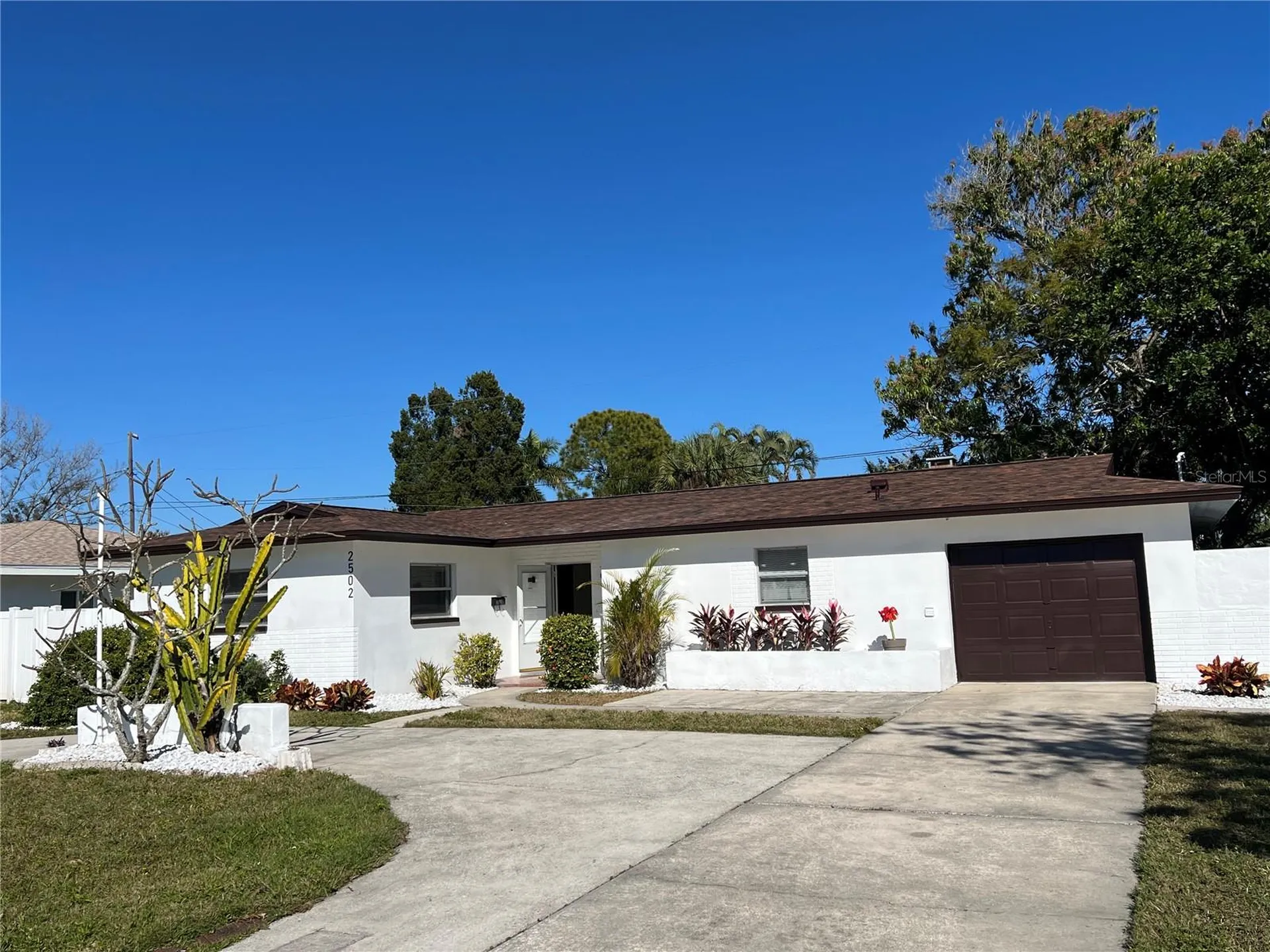 2502 Tropical Shores Drive SE St Petersburg FL 33705