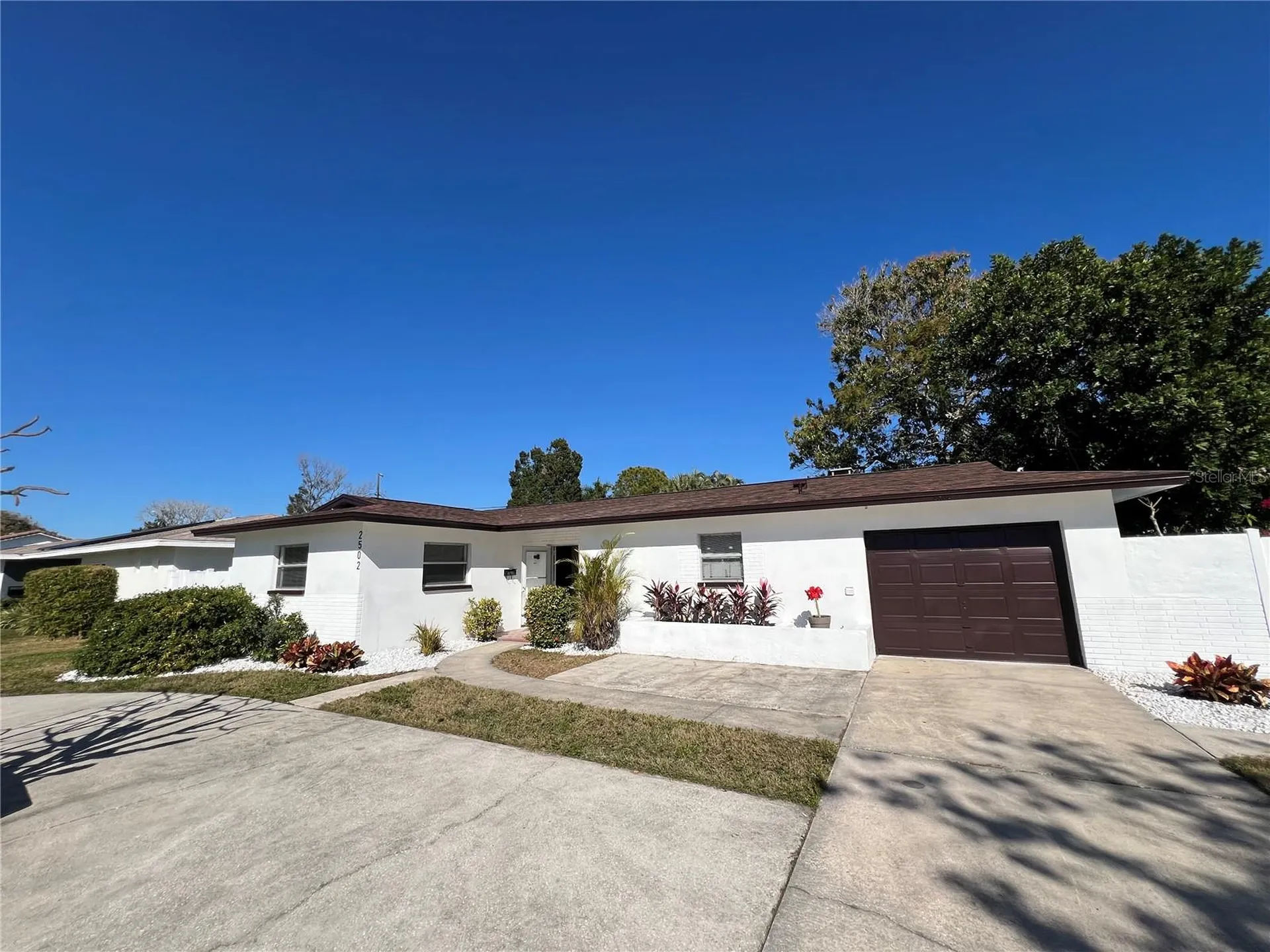 2502 Tropical Shores Drive SE St Petersburg FL 33705