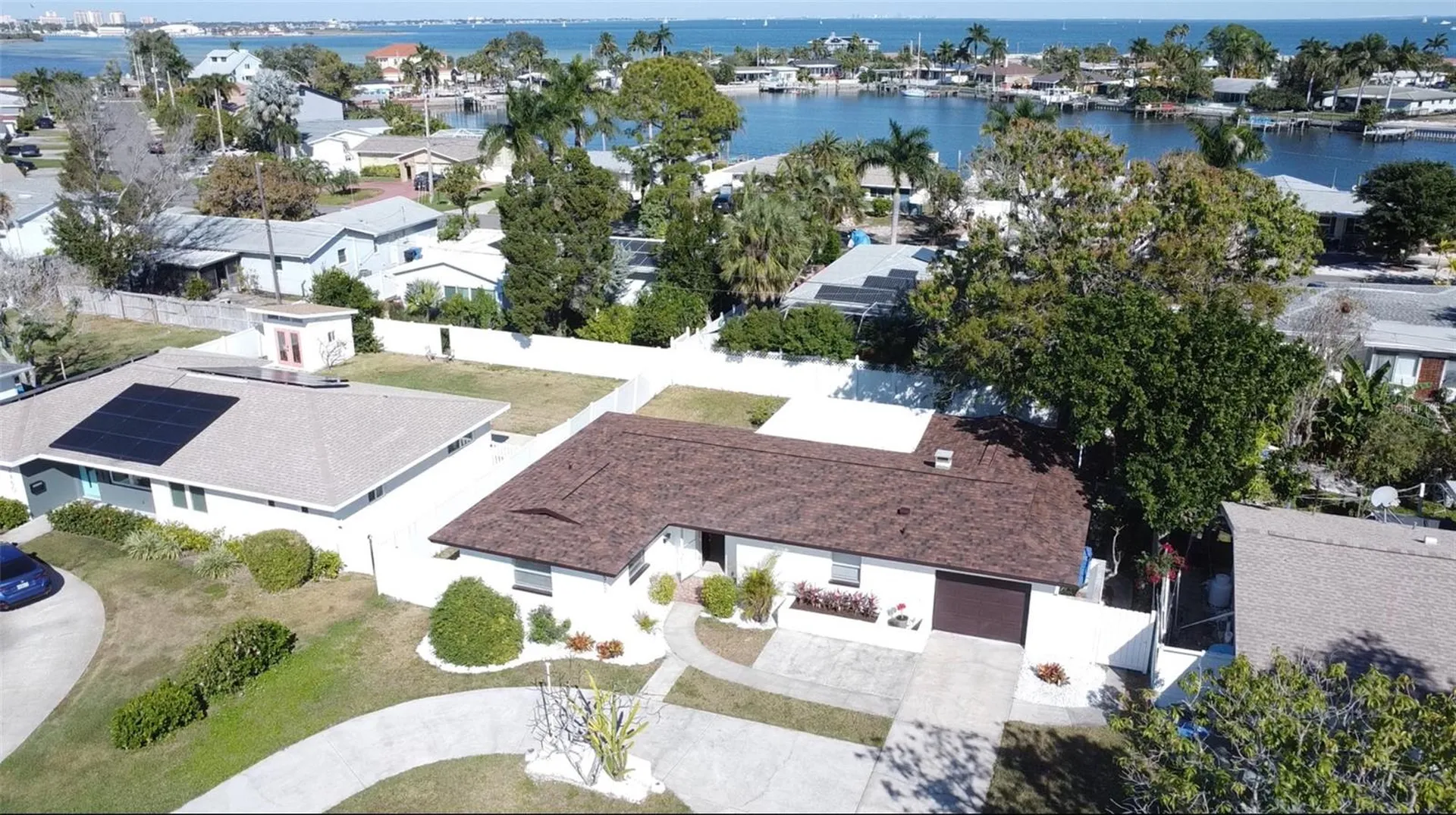 2502 Tropical Shores Drive SE St Petersburg FL 33705