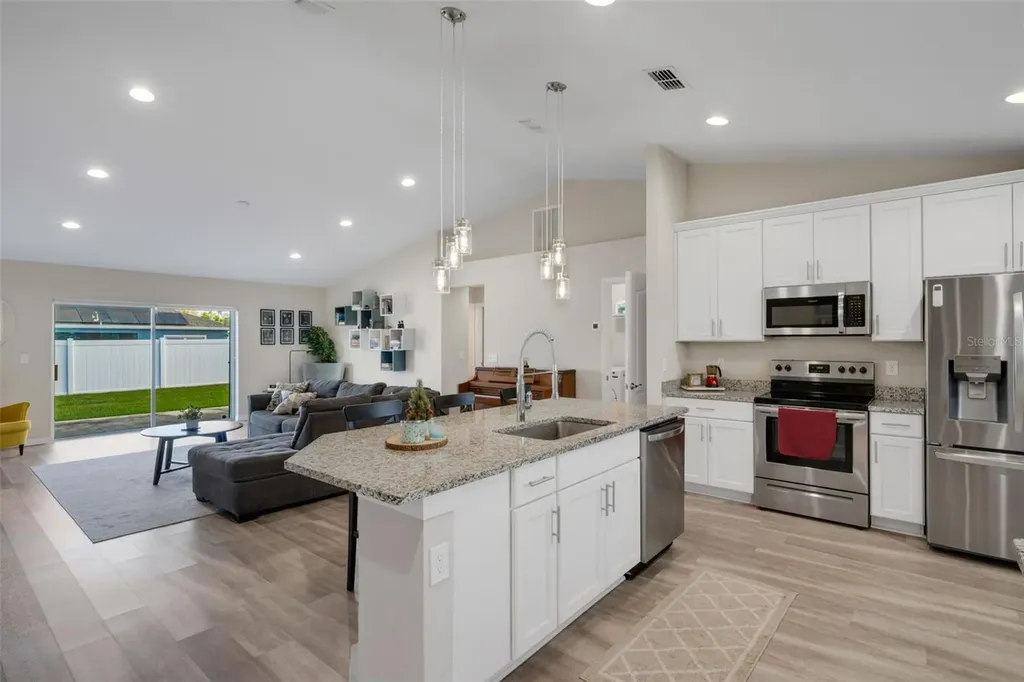2352 Twin Lake View Road Winter Haven FL 33881