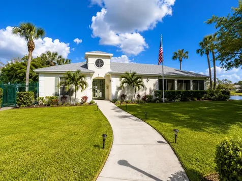 204 Silver Lake Drive Venice FL 34292