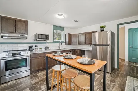 808 SE 124th Avenue Webster FL 33597