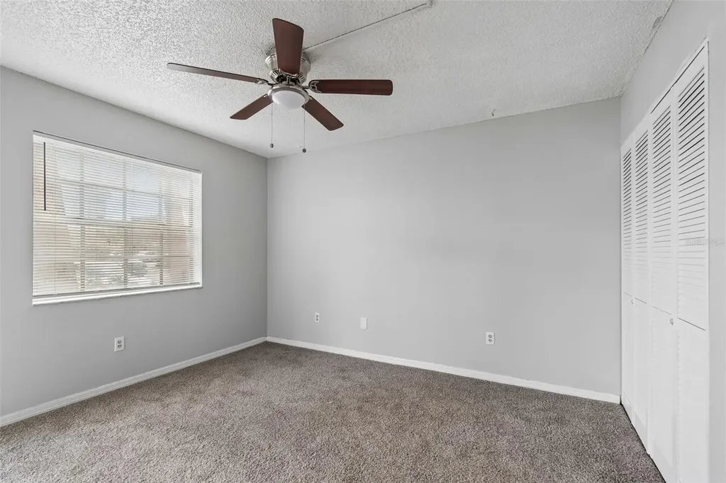6915 Stones Throw Circle N St Petersburg FL 33710