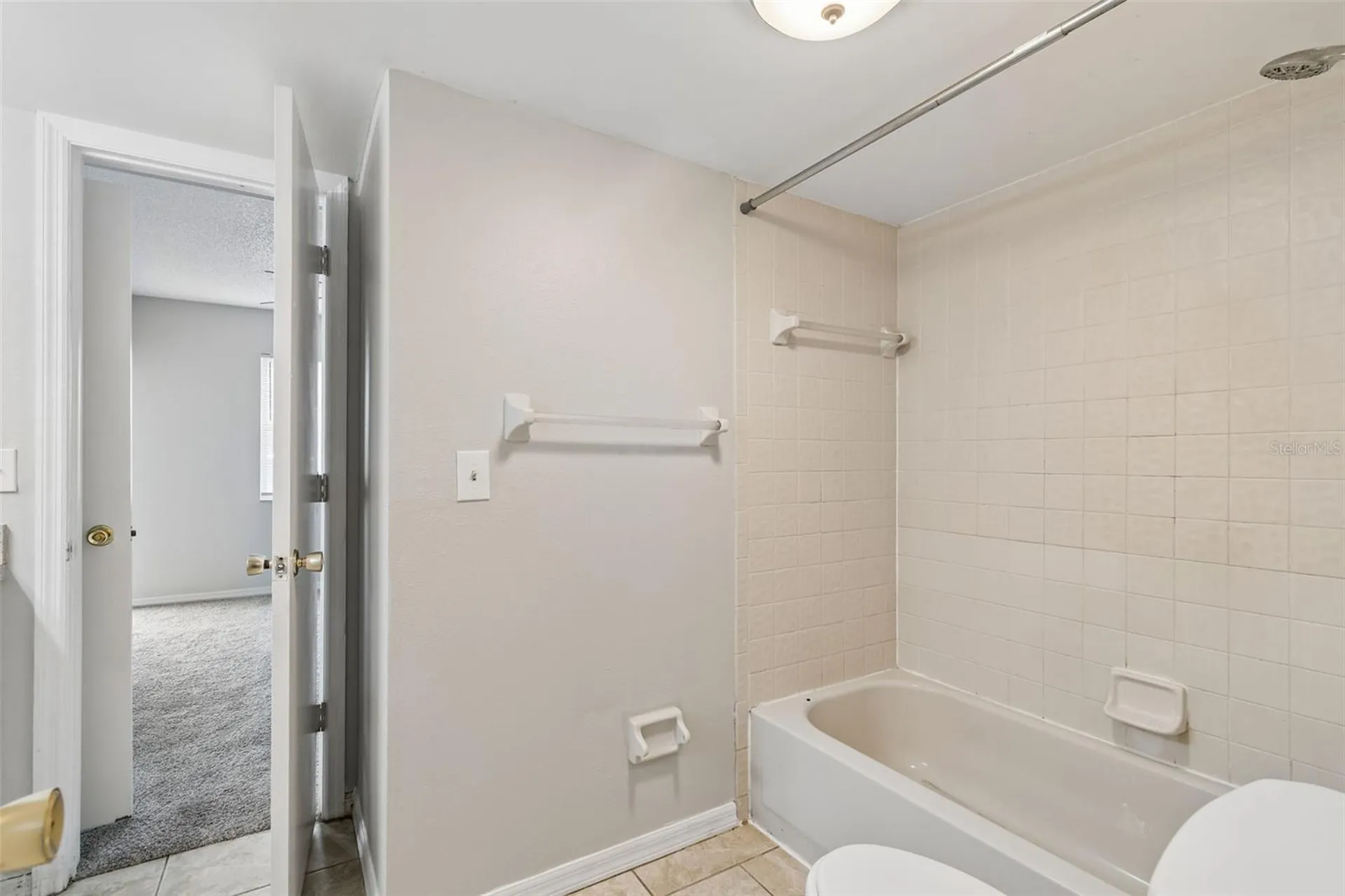 6915 Stones Throw Circle N St Petersburg FL 33710