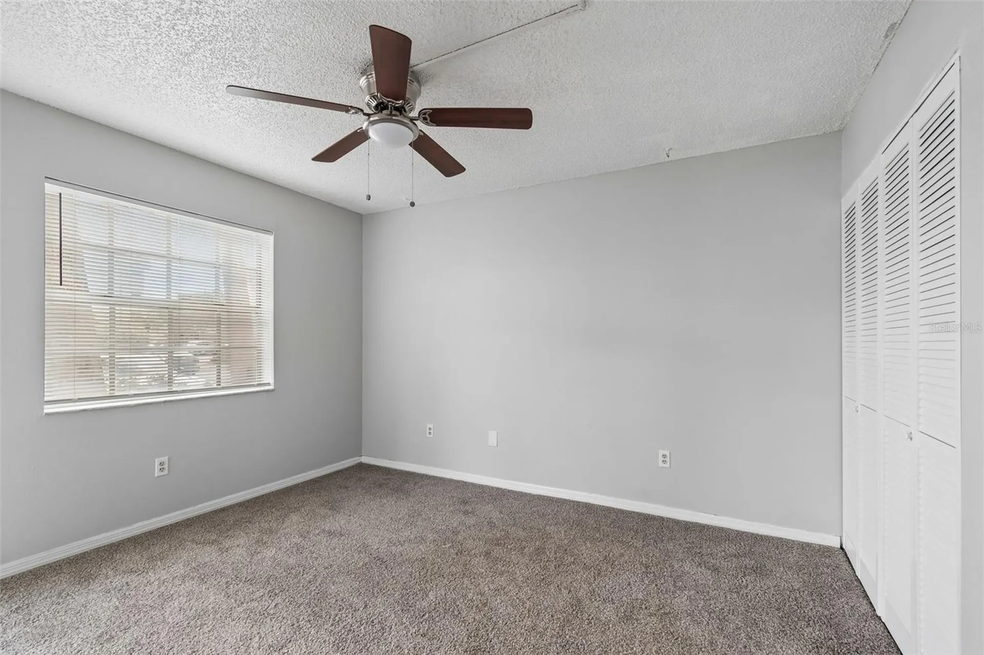 6915 Stones Throw Circle N St Petersburg FL 33710