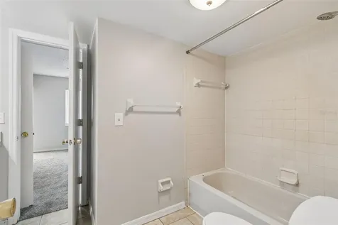 6915 Stones Throw Circle N St Petersburg FL 33710