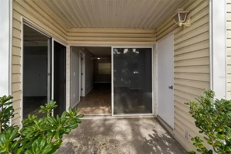 6915 Stones Throw Circle N St Petersburg FL 33710