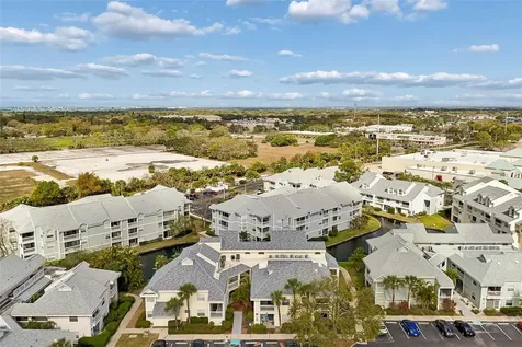 6915 Stones Throw Circle N St Petersburg FL 33710