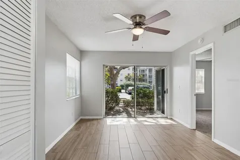 6915 Stones Throw Circle N St Petersburg FL 33710
