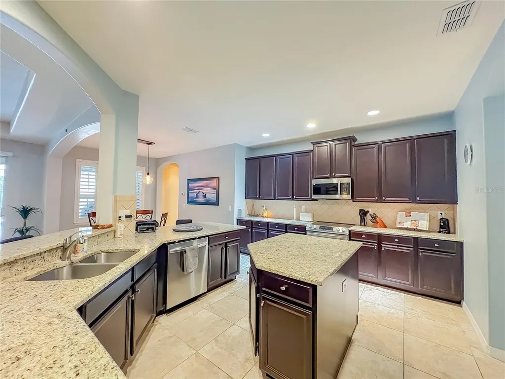1528 Blue Grass Boulevard Deland FL 32724