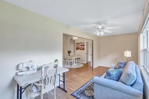 2215 Worthington Greens Drive Sun City Center FL 33573