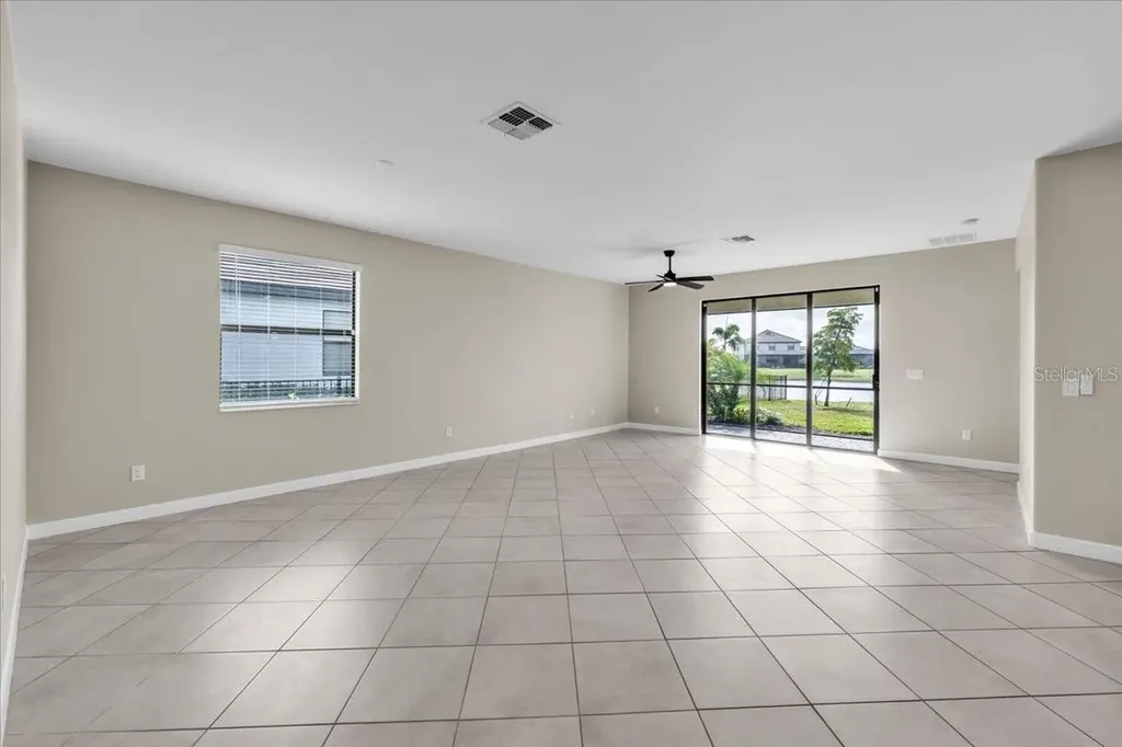 5157 Coral Reef Way Bradenton FL 34211