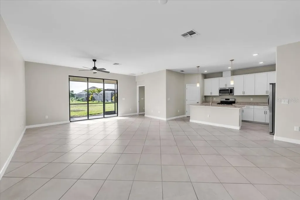 5157 Coral Reef Way Bradenton FL 34211
