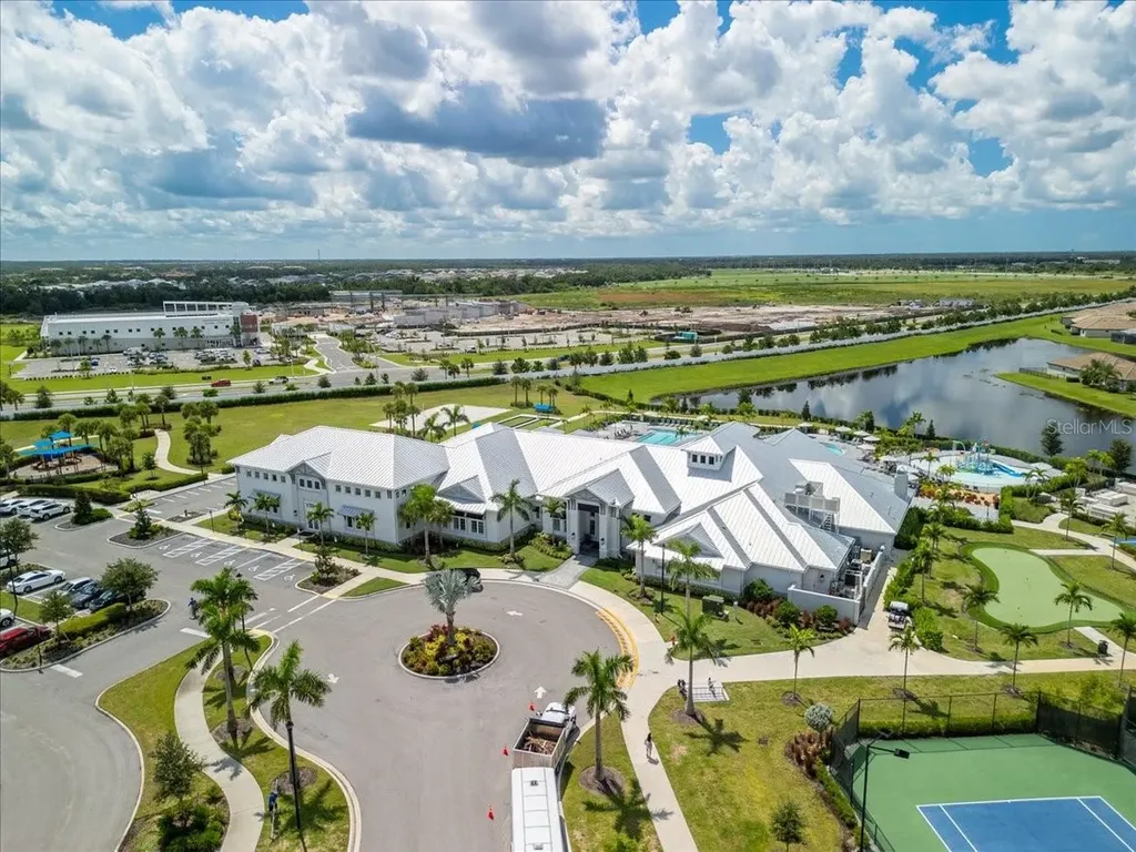 5157 Coral Reef Way Bradenton FL 34211