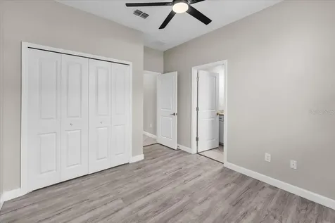 5157 Coral Reef Way Bradenton FL 34211