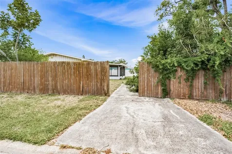 4711 W Beaumont Street Tampa FL 33611