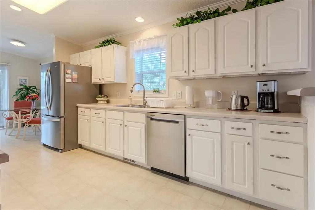 2100 Kings Highway Port Charlotte FL 33980