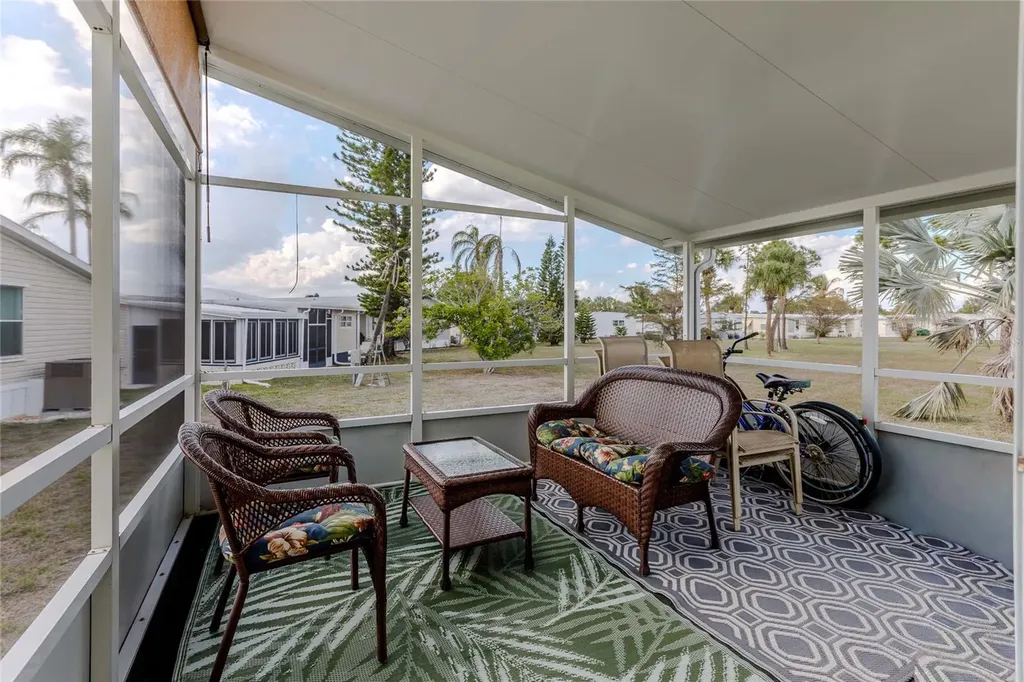 2100 Kings Highway Port Charlotte FL 33980