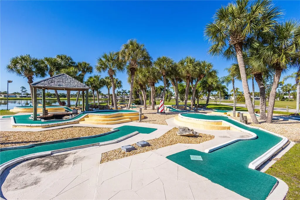 2100 Kings Highway Port Charlotte FL 33980