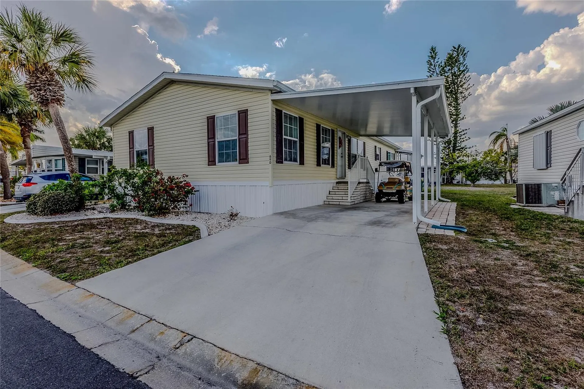 2100 Kings Highway Port Charlotte FL 33980