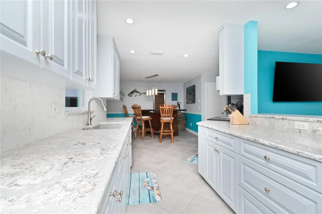 1250 Dinnerbell Lane E Dunedin FL 34698