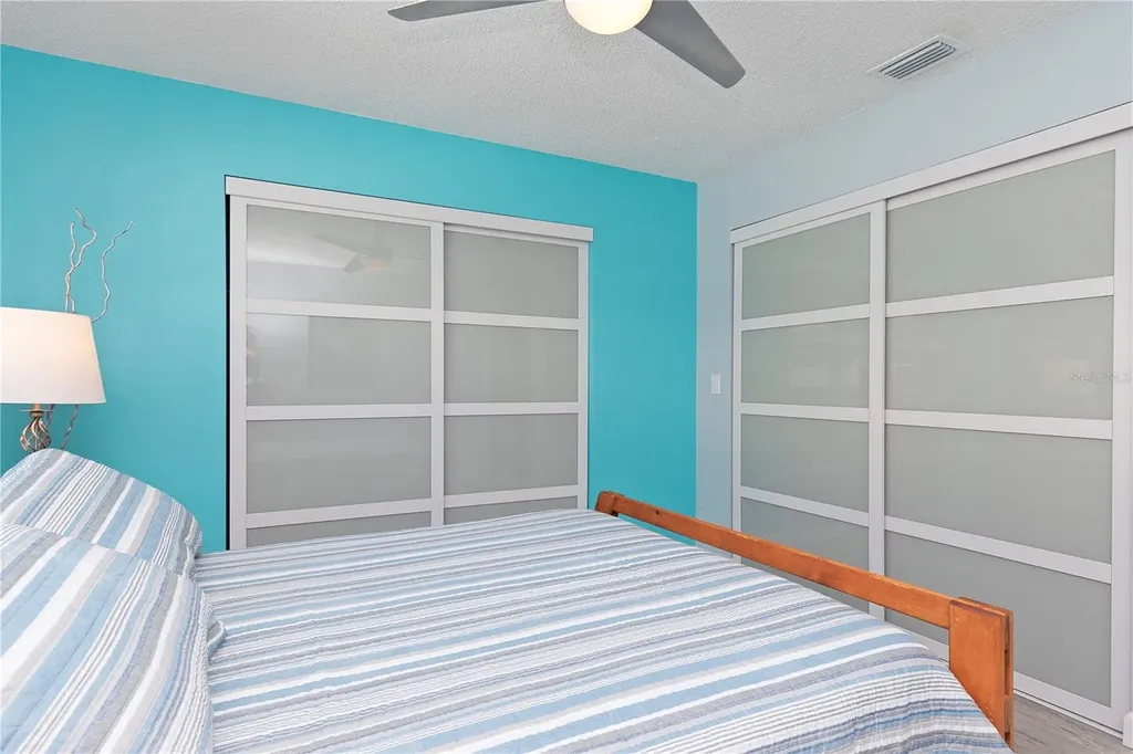1250 Dinnerbell Lane E Dunedin FL 34698