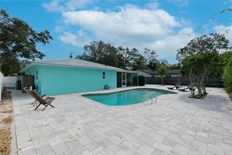 1250 Dinnerbell Lane E Dunedin FL 34698