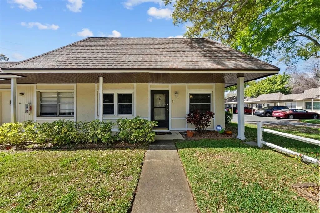 2367 Maben Circle Palm Harbor FL 34683