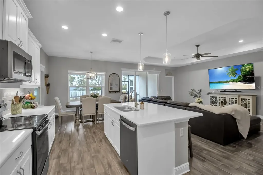 7798 Ridgelake Circle Bradenton FL 34203