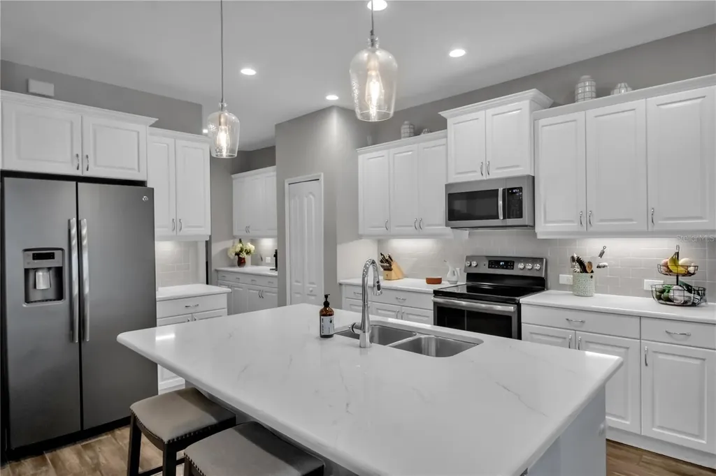 7798 Ridgelake Circle Bradenton FL 34203