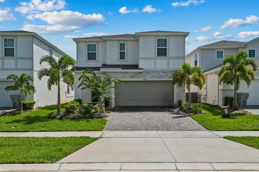 1697 Kona Lane Davenport FL 33897