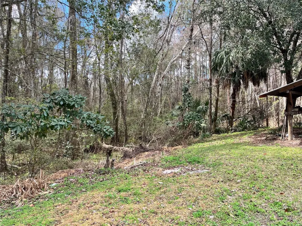 5608 W County Road 240 Lake Butler FL 32054